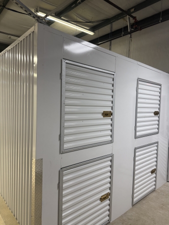 Facility photo: //images.sparefoot.com/medium/240521680116e16331a.jpeg