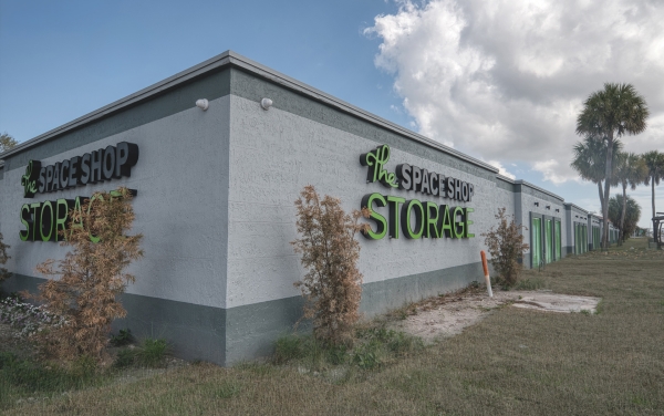 Facility photo: //images.sparefoot.com/medium/24054969b2d414bb035.jpg