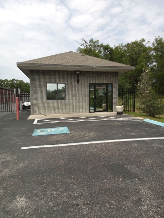 Facility photo: //images.sparefoot.com/medium/240579688cfe880f497.jpg