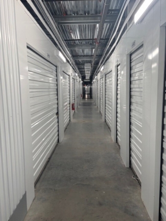 Facility photo: //images.sparefoot.com/medium/24066668af6e49e6238.jpg