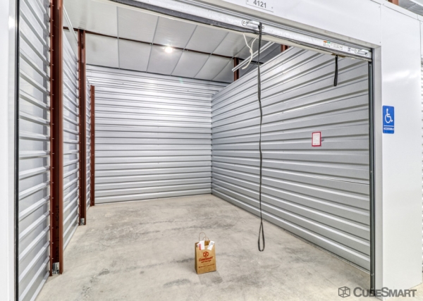 Storage Units at CubeSmart Self Storage - 25365 Bulverde - TX - 25365 Bulverde Road