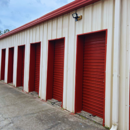 Facility photo: //images.sparefoot.com/medium/24070468cc669bc9f95.png
