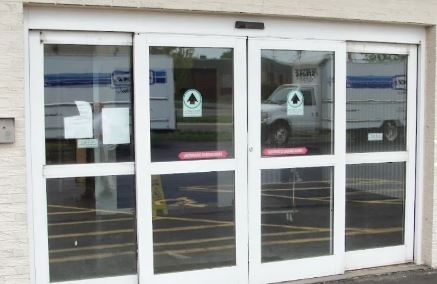 Facility photo: //images.sparefoot.com/medium/240725688ba3e3946e1.jpg