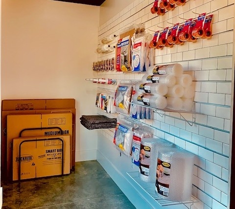Facility photo: //images.sparefoot.com/medium/24075468891e3e5f7d9.jpg