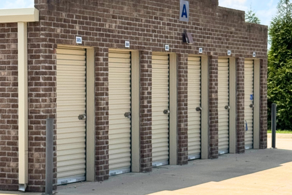 Facility photo: //images.sparefoot.com/medium/2407636883ceff0643b.png