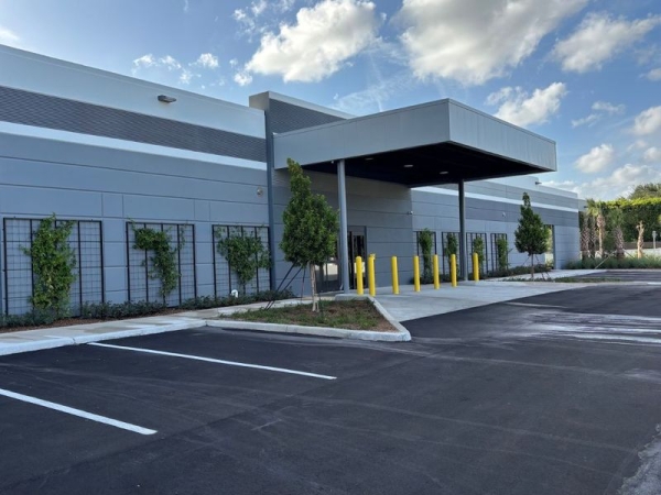 Storage Units at Extra Space Storage - 6053 - Coconut Creek - 4161 Hillsboro Blvd - 4161 West Hillsboro Boulevard