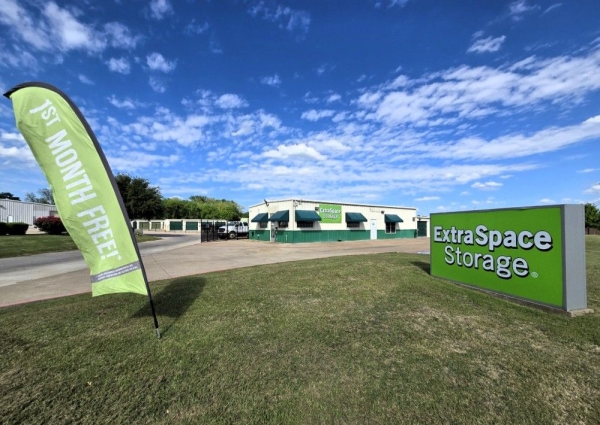Facility photo: //images.sparefoot.com/medium/24078069da39ccea677.jpg