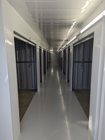 Facility photo: //images.sparefoot.com/medium/24080668d2f30fac66f.jpg