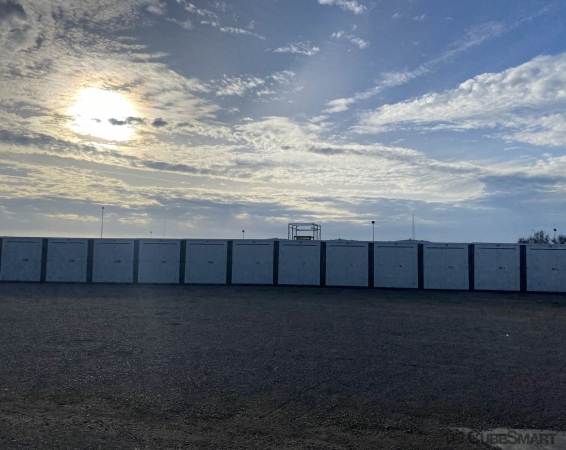Facility photo: //images.sparefoot.com/medium/2408166883259d960db.jpg