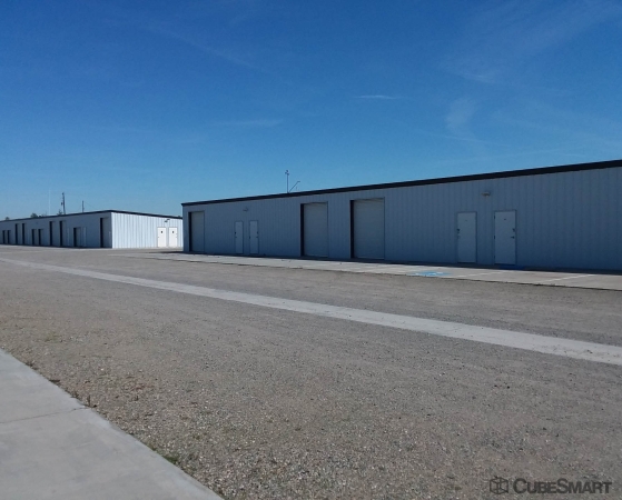 Facility photo: //images.sparefoot.com/medium/240816688c5eec76c95.jpg