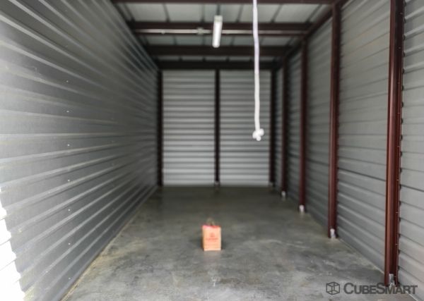 Facility photo: //images.sparefoot.com/medium/2408196880acaa202ad.jpg