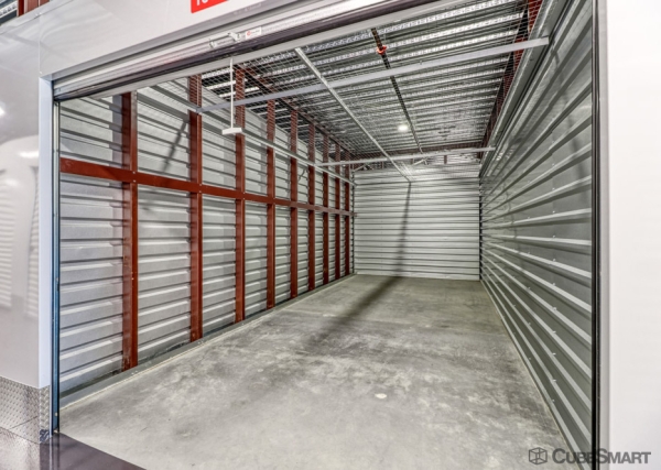 Facility photo: //images.sparefoot.com/medium/2408196985be22444fa.jpg