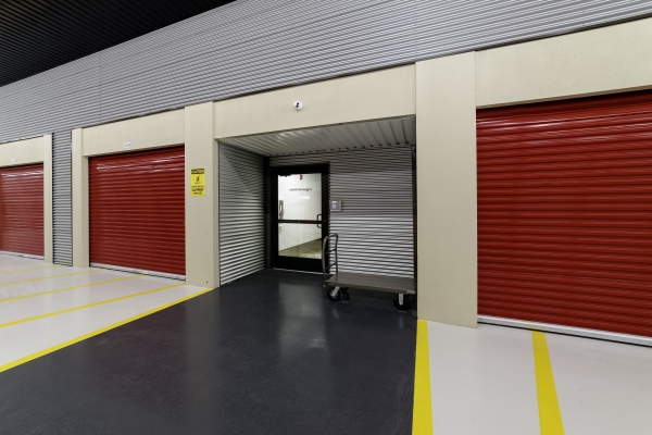 Facility photo: //images.sparefoot.com/medium/24087168aca9d7a6439.jpg