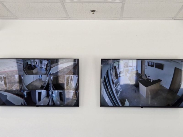 Facility photo: //images.sparefoot.com/medium/24103969038930ed5ce.jpg