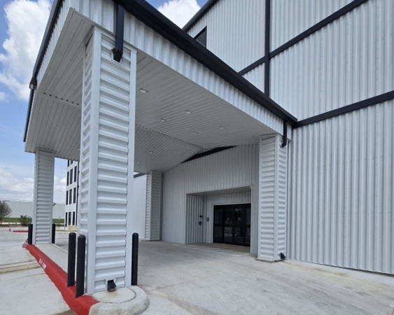 Facility photo: //images.sparefoot.com/medium/241039699431a5a8551.jpg