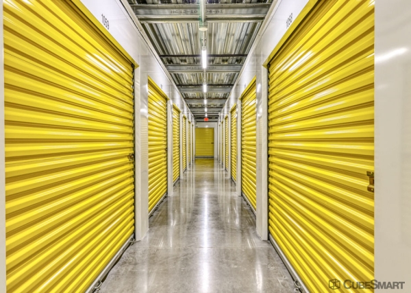 Storage Units at CubeSmart Self Storage - 7010 SE Fed Hywy - FL - 7010 Southeast Federal Highway