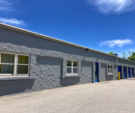 Facility photo: //images.sparefoot.com/medium/2410576887da5317047.png