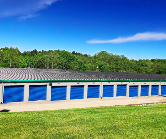 Facility photo: //images.sparefoot.com/medium/2410576887da7a44bf4.png