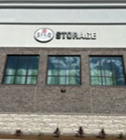 Facility photo: //images.sparefoot.com/medium/2410666887e37f53a5a.png