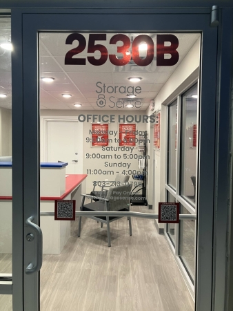 Facility photo: //images.sparefoot.com/medium/2410756967b62a6bd59.jpg