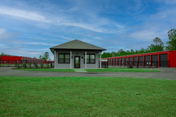 Facility photo: //images.sparefoot.com/medium/241087695bd1ad1d6f2.jpg