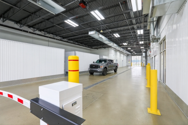 Facility photo: //images.sparefoot.com/medium/24110168e419e22ab7a.jpg