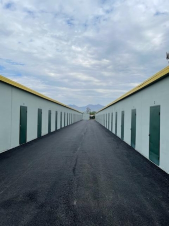 Storage Units at Tucson Self Storage - 6459 East Golf Links Road