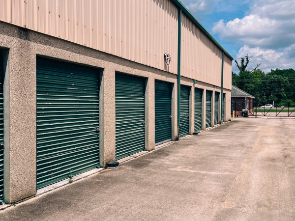 Storage Units at Square Space Storage - Baton Rouge 12850 - 12850 Florida Boulevard