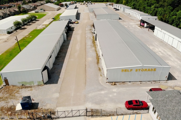 Storage Units at Square Space Storage - Baton Rouge 14015 Florida - 14015 Florida Boulevard