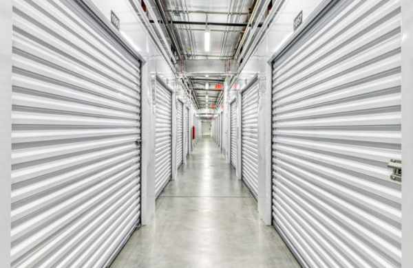Facility photo: //images.sparefoot.com/medium/2411466878ea6bb6319.png