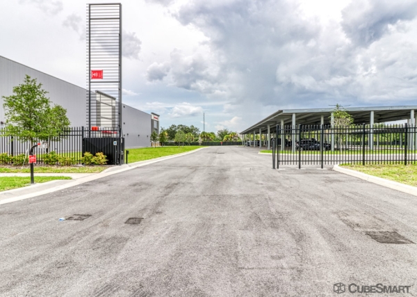 Storage Units at CubeSmart Self Storage - 1851 West Landstreet - FL - 1851 West Landstreet Road