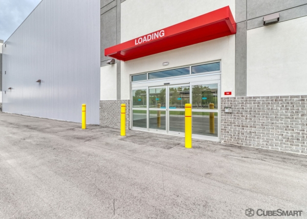 Storage Units at CubeSmart Self Storage - 1851 West Landstreet - FL - 1851 West Landstreet Road