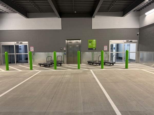 Facility photo: //images.sparefoot.com/medium/24115268703479aaf49.png