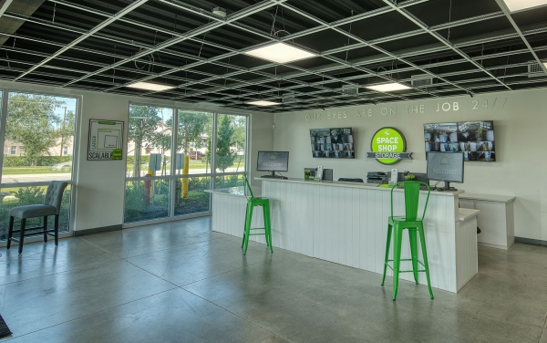 Facility photo: //images.sparefoot.com/medium/24117268e67e08beec5.jpg