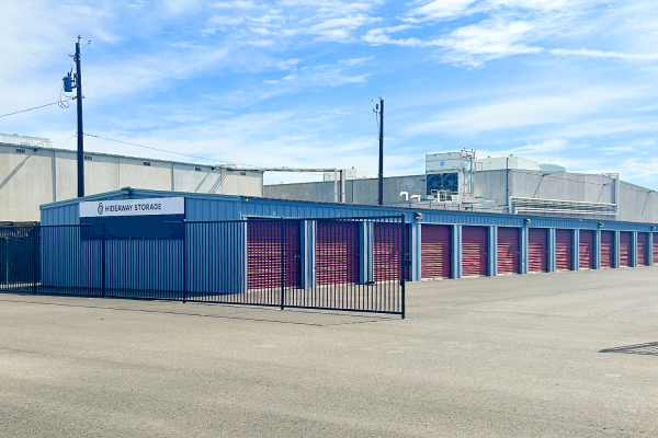 Facility photo: //images.sparefoot.com/medium/24117669305a1ec2aca.png