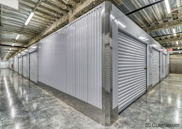 Facility photo: //images.sparefoot.com/medium/241204691446167a4f1.jpg