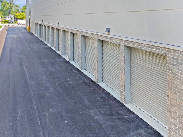 Facility photo: //images.sparefoot.com/medium/24120569038e9e97e05.jpg