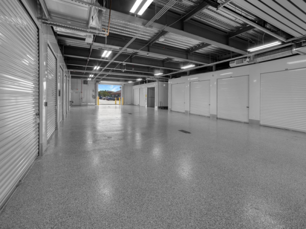 Facility photo: //images.sparefoot.com/medium/24120569038ea622672.jpg