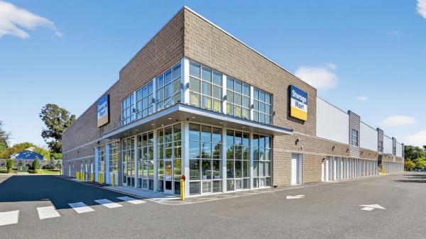 Facility photo: //images.sparefoot.com/medium/241220691df9a031a73.jpg