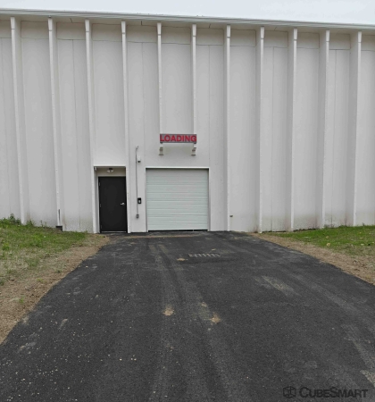 Facility photo: //images.sparefoot.com/medium/241228695f70eb068f7.jpg