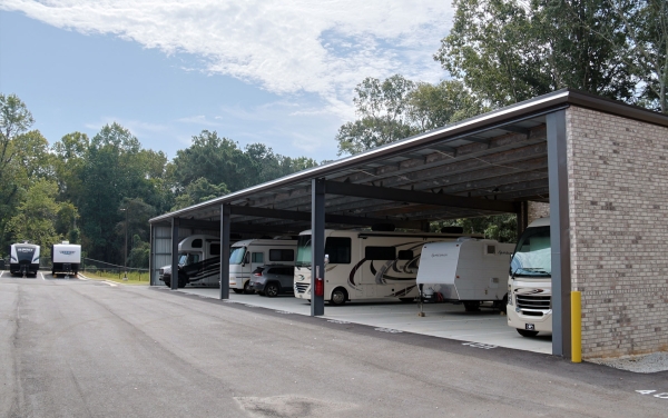 Facility photo: //images.sparefoot.com/medium/24123168dad7e7a50c5.jpg