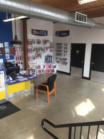 Facility photo: //images.sparefoot.com/medium/2412326859951e65196.jpg