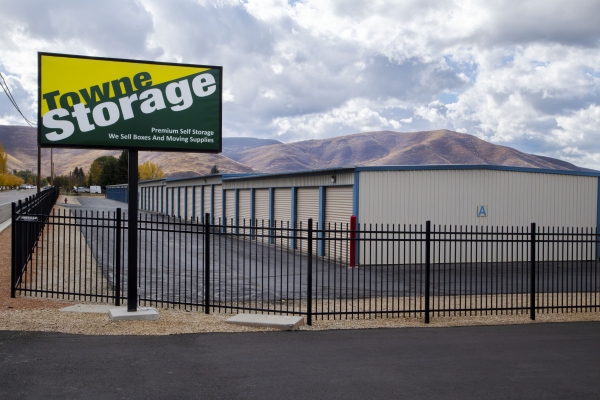 Facility photo: //images.sparefoot.com/medium/24123868a368a9c15b6.jpg