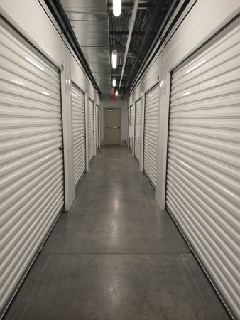 Facility photo: //images.sparefoot.com/medium/24126468a4972bed4c8.jpg