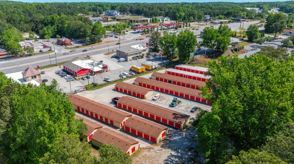 Facility photo: //images.sparefoot.com/medium/24131169f26d33703cd.jpg