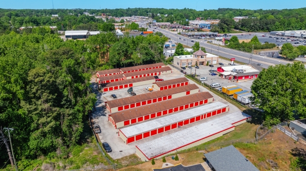 Facility photo: //images.sparefoot.com/medium/24131169f26d38ea456.jpg