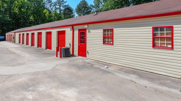 Facility photo: //images.sparefoot.com/medium/24131169f26d4071e16.jpg