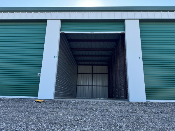 Facility photo: //images.sparefoot.com/medium/241312685c88b951e01.jpg