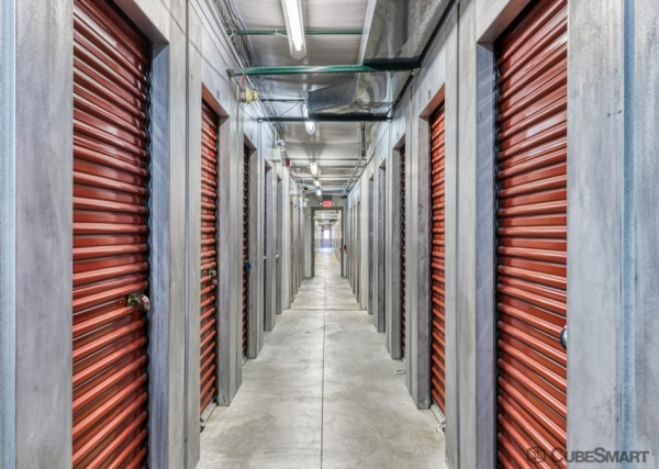 Facility photo: //images.sparefoot.com/medium/241326698458e4c76ba.jpg