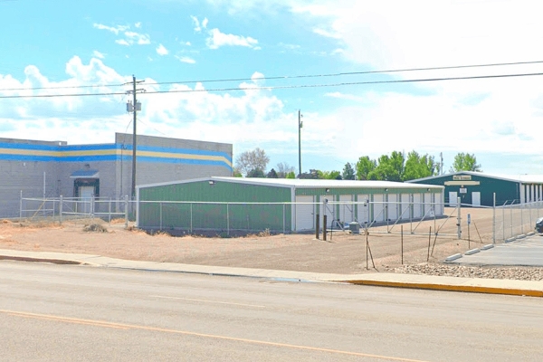 Facility photo: //images.sparefoot.com/medium/241337688b89e72dd94.jpg